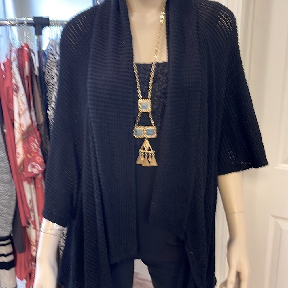 Status by Chenault Black Waffled Fabric Knit Cardigan. D4/A - Picture 4 of 11